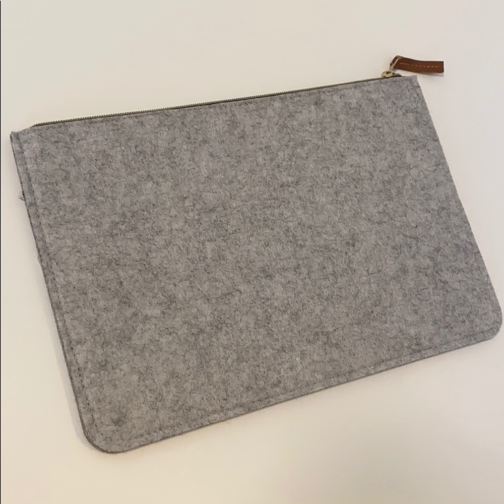 Felt clutch - Picture 2 of 7